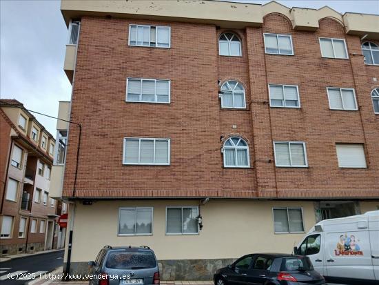  APARTAMENTO EN LA VIRGEN DEL CAMINO - LEON 