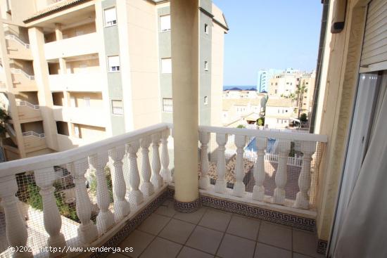 Precioso atico duplex junto al mar de 3 habitaciones gran terraza y piscina. - ALICANTE