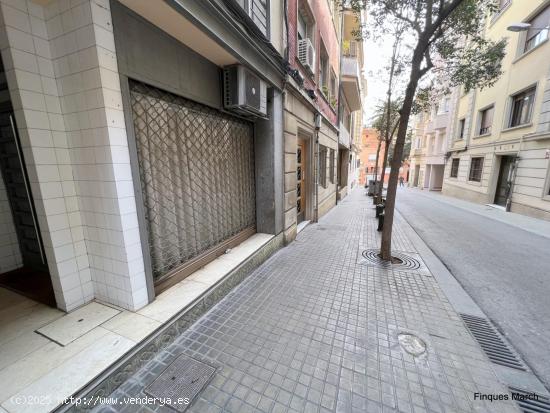 Local reformado de 40m² - BARCELONA