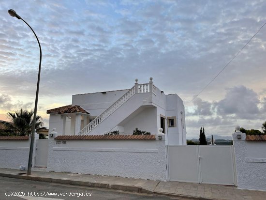  Villa en venta en San Miguel de Salinas (Alicante) 