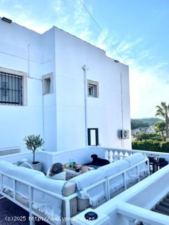 Villa en venta en San Miguel de Salinas (Alicante)