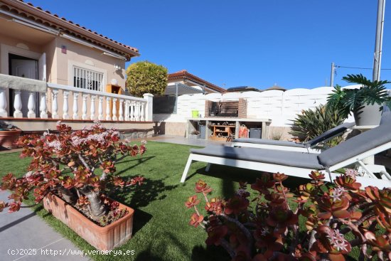 Villa en venta en Mont-roig del Camp (Tarragona)