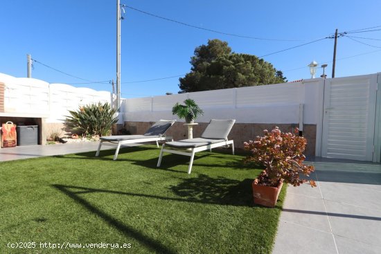 Villa en venta en Mont-roig del Camp (Tarragona)