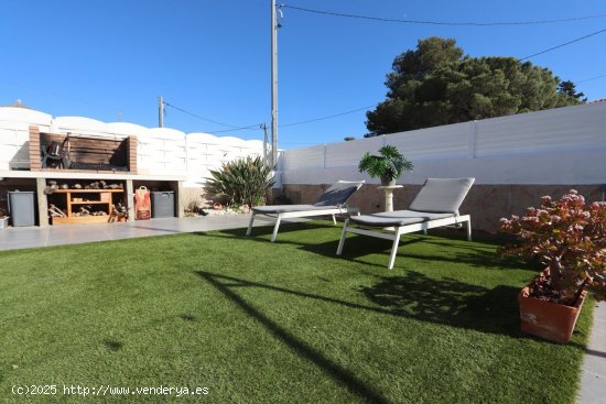 Villa en venta en Mont-roig del Camp (Tarragona)