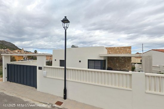 Villa en venta a estrenar en Tormos (Alicante)