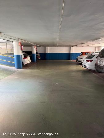 PLAZA DE PARKING EN EL PASSATGE CAMPS ELISIS - BARCELONA