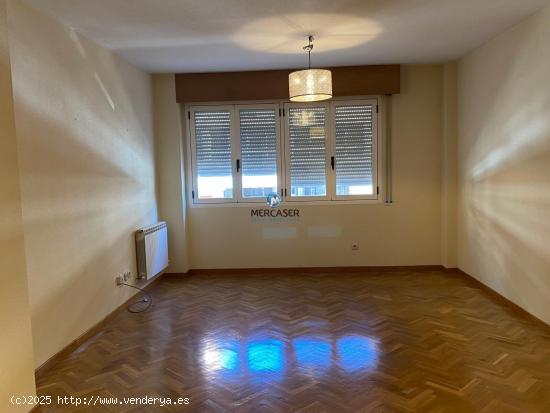 Apartamento de 1 Dor. en alquiler, con garaje. Plaza Quinta de Cervantes. Alcalá de Henares - MADRI