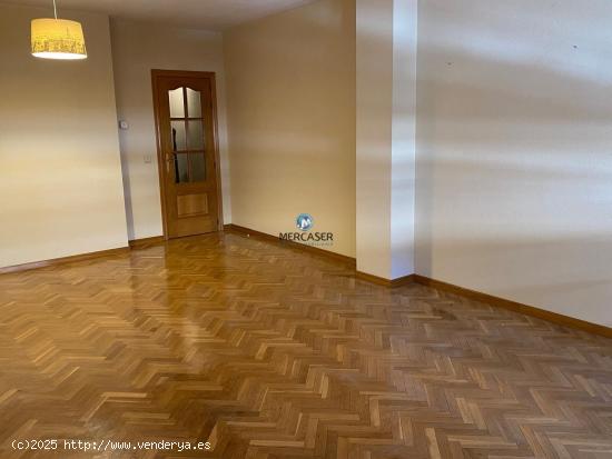 Apartamento de 1 Dor. en alquiler, con garaje. Plaza Quinta de Cervantes. Alcalá de Henares - MADRI