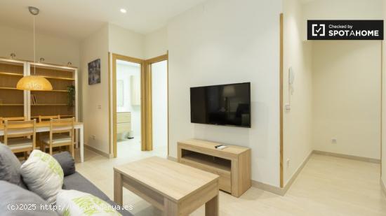 Agradable apartamento de 2 dormitorios en alquiler en Salamanca - MADRID