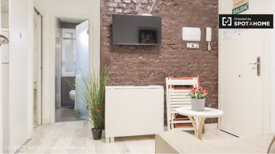 Apartamento de 2 dormitorios en alquiler en Embajadores, Madrid - MADRID