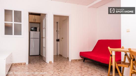 Apartamento nuevo de 1 dormitorio en alquiler en el centro de la ciudad de Barcelona - BARCELONA