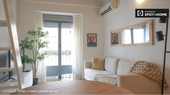 Apartamento de 2 dormitorios en alquiler en Madrid - MADRID