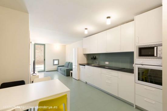  Apartamento entero de 2 dormitorios en Barcelona. - BARCELONA 