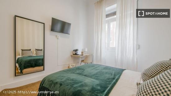 Preciosa habitación en alquiler situada en Madrid - MADRID