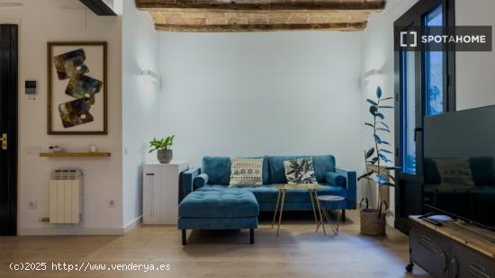 Apartamento entero de 2 dormitorios en Barcelona. - BARCELONA