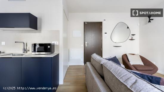 Apartamento entero de 1 dormitorio en Barcelona - BARCELONA