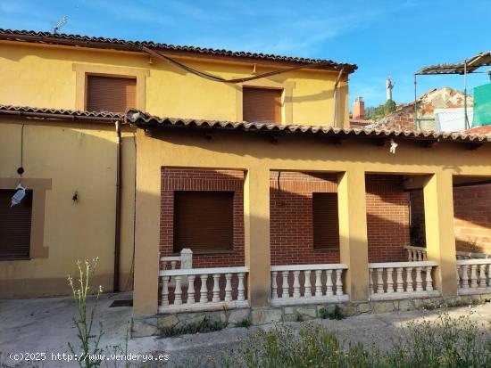 DISPONIBLE CHALET A LA VENTA EN ZONA CRISTO PALENCIA - PALENCIA