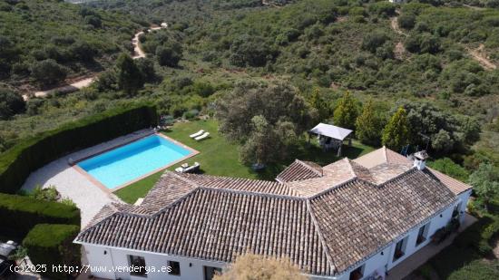  CORTIJO EN VENTA EN VILLANUEVA DEL ROSARIO - MALAGA - MALAGA 