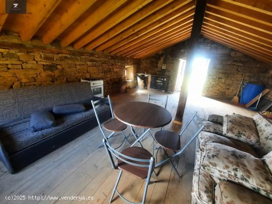  CABAÑA PASIEGA EN SAN PEDRO DEL ROMERAL - CANTABRIA 