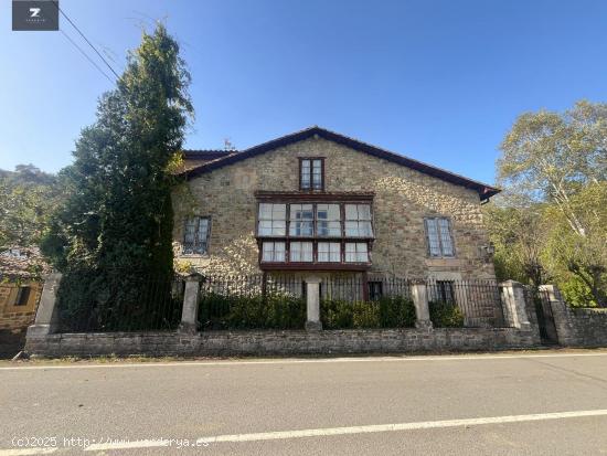 Casona de Piedra en el Valle de Cabuérniga - CANTABRIA