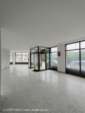 Local comercial en venta  en La Bisbal d Empordà - Girona