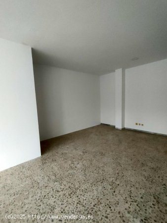 Local comercial en venta  en La Bisbal d Empordà - Girona