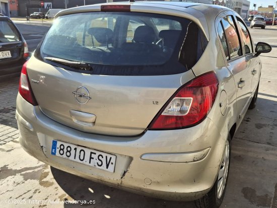 Opel Corsa 2007 - Cornellà