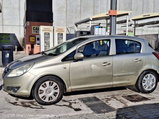 Opel Corsa 2007 - Cornellà