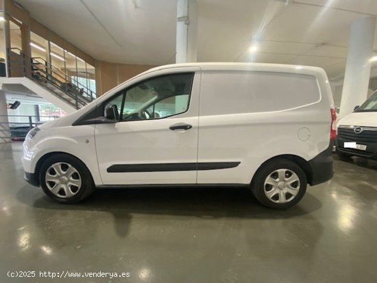 Ford Transit Courier 1.5TDCi Trend 75cv - GARANTIA MECANICA - Barcelona