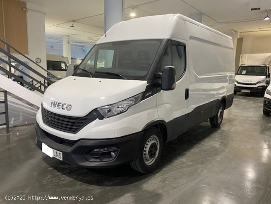 Iveco Daily Furgón 35S12 V 3520L H2 12.0 120cv - GARANTIA MECANICA - Barcelona