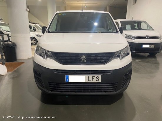 Peugeot Partner 1.5BlueHDI S&S Premium Standard - GARANTIA MECANICA - Barcelona