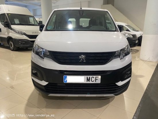 Peugeot Rifter  Access Standard BlueHDI 73KW 100cv - GARANTIA FÁBRICA 11/2025 - Barcelona