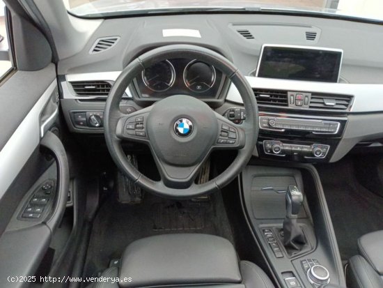 BMW X1 xDrive25e - TRANSITO