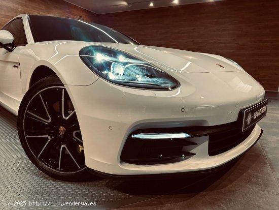 Porsche Panamera 4 hibrido - Elche