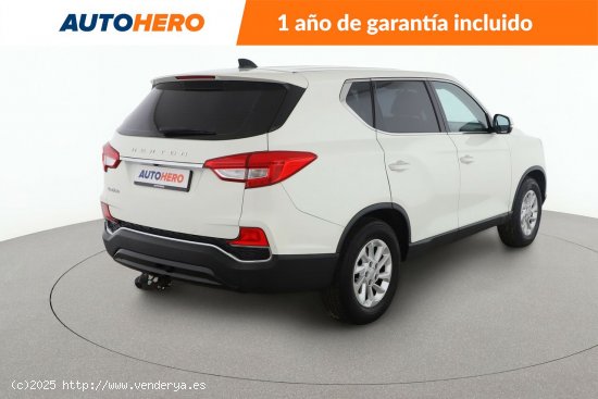 SsangYong Rexton 2.2 TD Line 4x2 - 