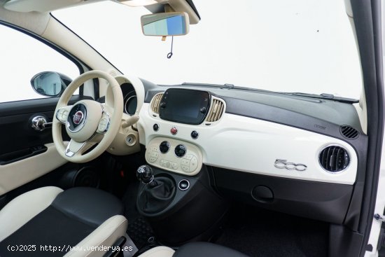 Fiat 500 DOLCEVITA 1.0 HYBRID 70 CV 3P - Sant Boi de Llobregat