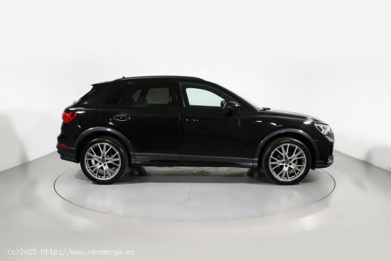 Audi Q3 2.0 35 TDI S TRONIC BLACK LINE 5P - 