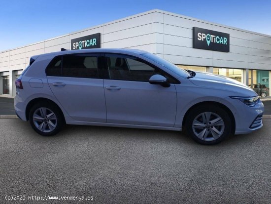 Volkswagen Golf   1.0 TSI 81kW (110CV) Life - Xàtiva