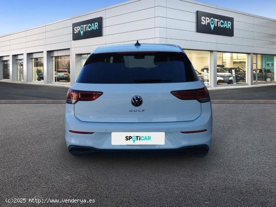 Volkswagen Golf   1.0 TSI 81kW (110CV) Life - Xàtiva