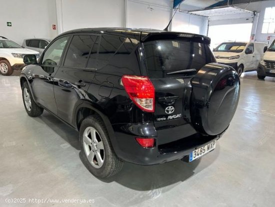 TOYOTA RAV4 en venta en Castuera (Badajoz) - Castuera