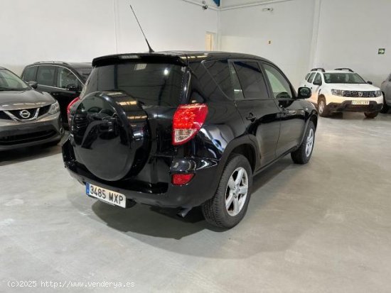 TOYOTA RAV4 en venta en Castuera (Badajoz) - Castuera