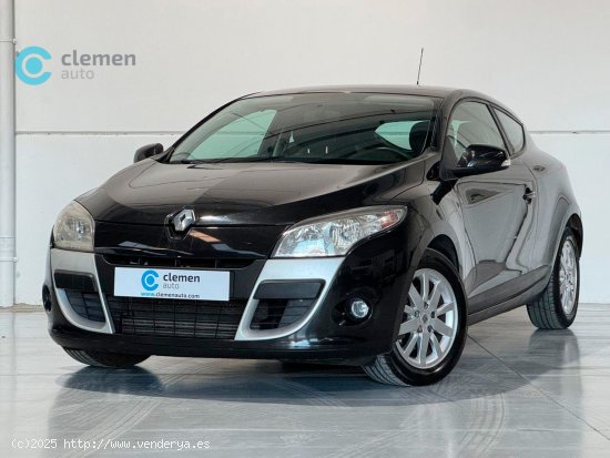  Renault Megane Dynamique 1.5dCi eco2 - Vélez 