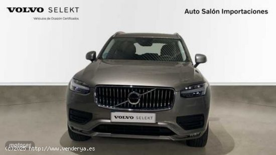 Volvo XC 90 XC90 Momentum Pro, B5 AWD mild-hybrid, Siete asientos de 2021 con 73.320 Km por 46.900 E