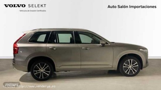 Volvo XC 90 XC90 Momentum Pro, B5 AWD mild-hybrid, Siete asientos de 2021 con 73.320 Km por 46.900 E