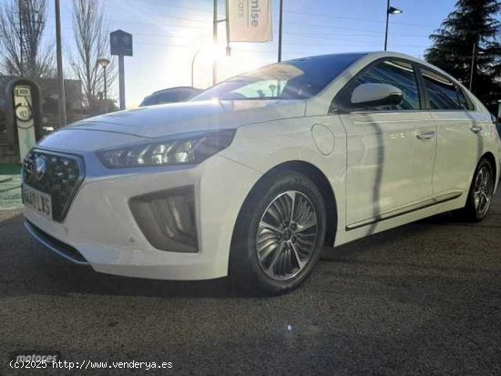  Hyundai Ioniq 1.6 GDI Style de 2022 con 70.280 Km por 23.300 EUR. en Madrid 