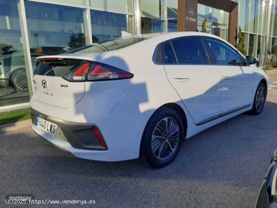 Hyundai Ioniq 1.6 GDI Style de 2022 con 70.280 Km por 23.300 EUR. en Madrid