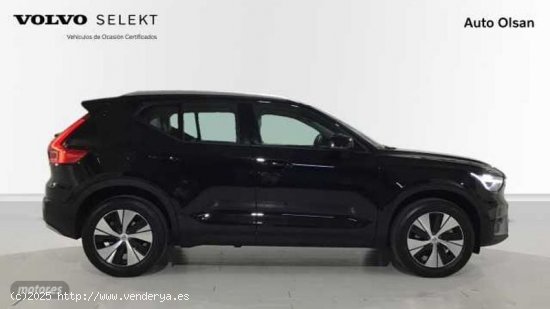 Volvo XC40 Core, B3 Mild Hybrid, Gasolina de 2024 con 15.000 Km por 39.500 EUR. en Burgos