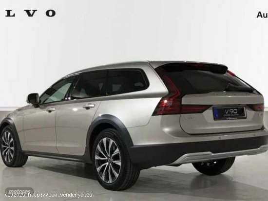 Volvo V 90 Ultimate, B4 AWD Mild Hybrid, Diesel, Bright de 2023 con 17.200 Km por 59.900 EUR. en Bur