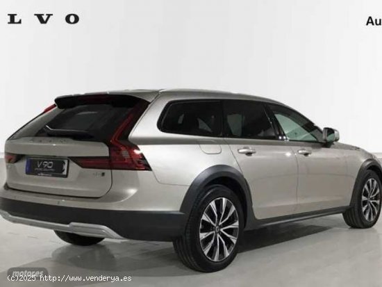 Volvo V 90 Ultimate, B4 AWD Mild Hybrid, Diesel, Bright de 2023 con 17.200 Km por 59.900 EUR. en Bur