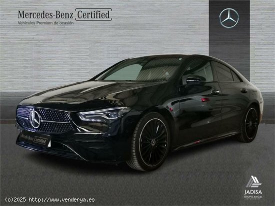 Mercedes CLA 200 - 